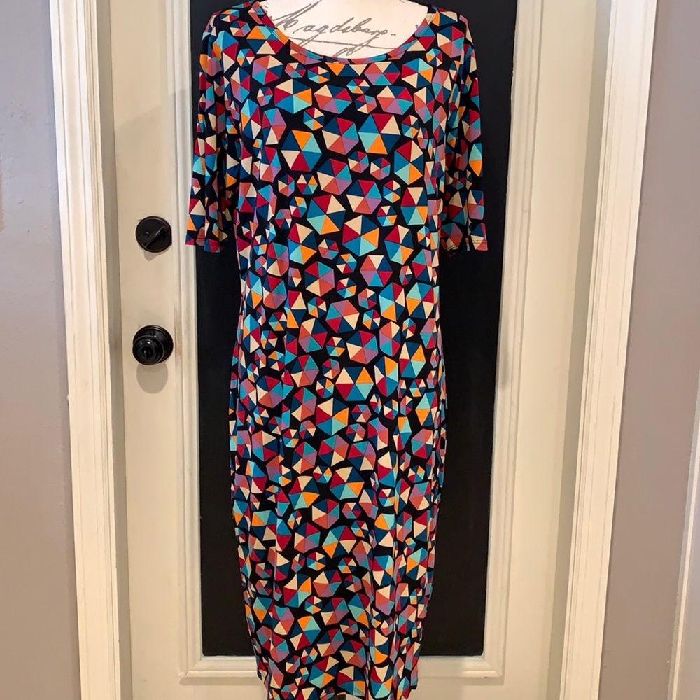 EUC LuLaRoe Julia